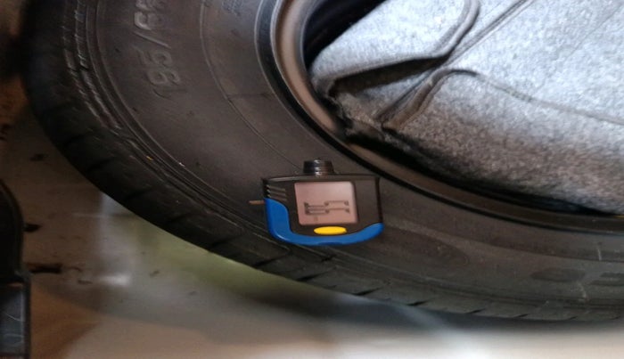 2023 KIA SONET 	 HTX 1.0 TURBO DCT, Petrol, Automatic, 14,175 km, tyre