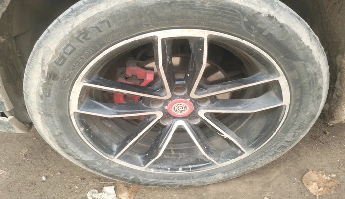 2019 Maruti Vitara Brezza VDI, Diesel, Manual, 1,08,406 km, tyre