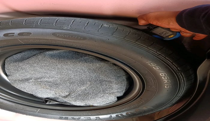 2020 KIA SONET GTX PLUS 1.5 AT, Diesel, Automatic, 43,279 km, tyre