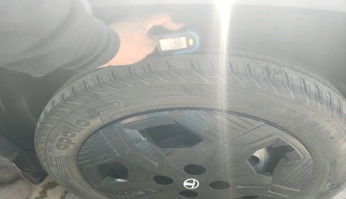 2024 Tata PUNCH EV ADVENTURE LONG RANGE 7.2 FAST CHARGER, Electric, Automatic, 21,137 km, tyre