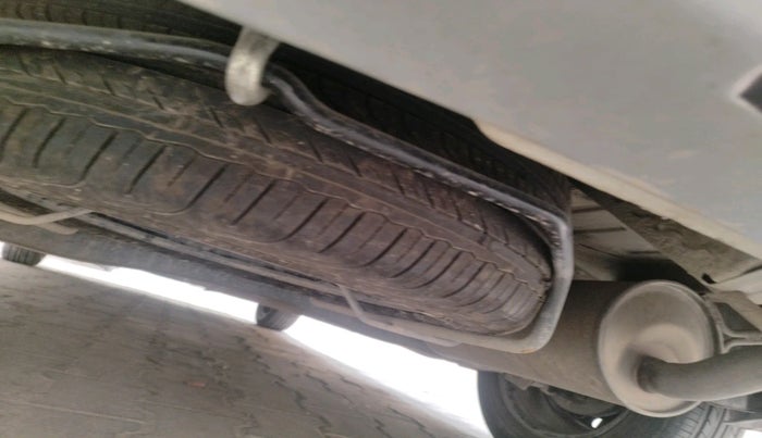 2021 Maruti Ertiga VXI CNG, Petrol, Manual, 54,063 km, tyre