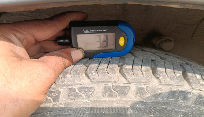 2010 Chevrolet Spark LS 1.0, Petrol, Manual, 12,394 km, tyre