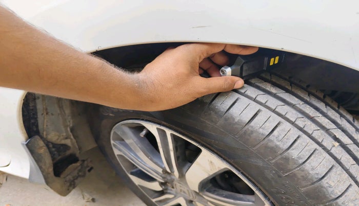 2019 Honda City 1.5L I-DTEC V, Diesel, Manual, 1,53,290 km, tyre