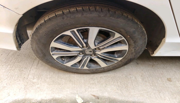 2019 Honda City 1.5L I-DTEC V, Diesel, Manual, 1,53,290 km, tyre