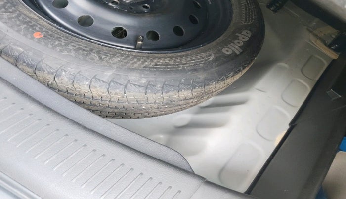 2023 Maruti Grand Vitara DELTA SMART HYBRID, Petrol, Manual, 39,671 km, tyre