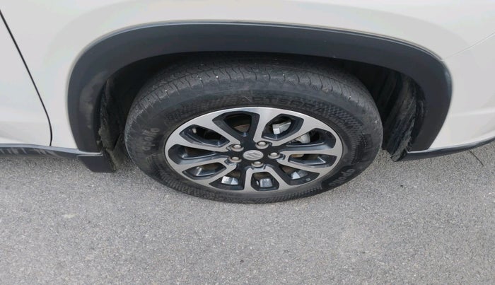 2023 Maruti Grand Vitara DELTA SMART HYBRID, Petrol, Manual, 39,671 km, tyre