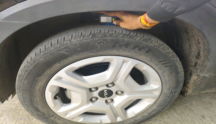 2023 KIA SONET HTK PLUS 1.0 TURBO PETROL IMT, Petrol, Manual, 35,442 km, tyre