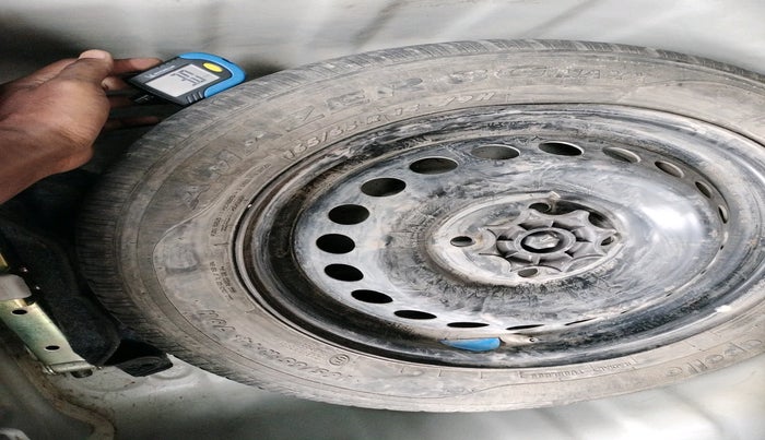 2017 Hyundai Grand i10 MAGNA 1.2 KAPPA VTVT, Petrol, Manual, 27,398 km, tyre