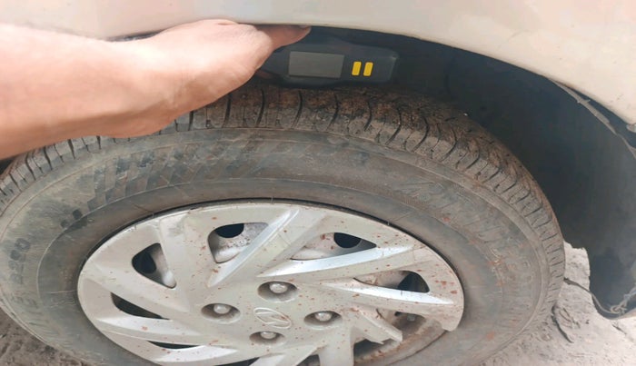 2020 Hyundai NEW SANTRO MAGNA, Petrol, Manual, 65,092 km, tyre