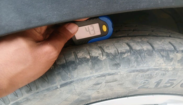 2022 KIA SONET HTK PLUS 1.2, Petrol, Manual, 33,550 km, tyre