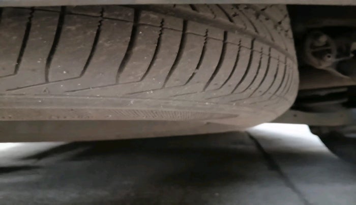 2014 Hyundai Santa Fe 4 WD AT, Diesel, Automatic, 88,920 km, tyre