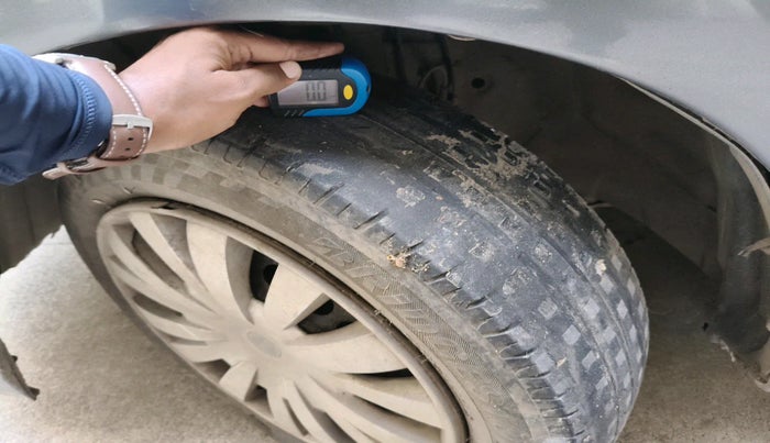 2010 Honda City 1.5L I-VTEC S MT, Petrol, Manual, 1,07,109 km, tyre