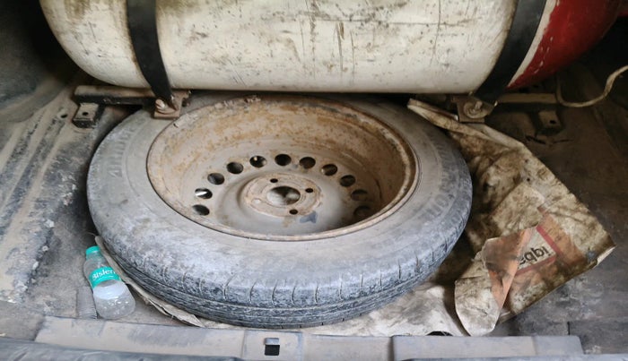 2010 Honda City 1.5L I-VTEC S MT, Petrol, Manual, 1,07,109 km, tyre