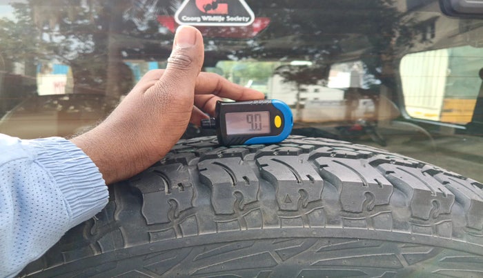 2022 Mahindra Thar LX D 4*4 MT HT, Diesel, Manual, 45,497 km, tyre