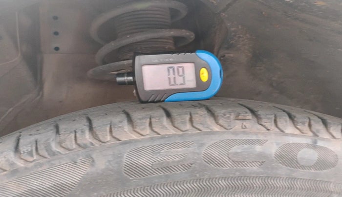 2020 Maruti Swift VXI, Petrol, Manual, 59,776 km, tyre