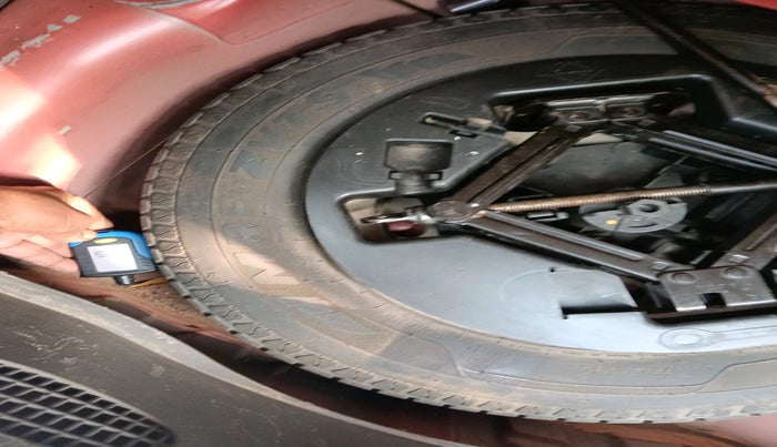 2011 Hyundai i10 SPORTZ 1.2, Petrol, Manual, 58,566 km, tyre