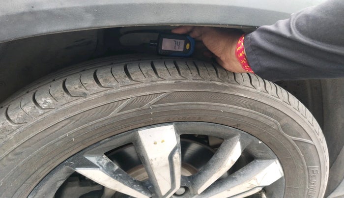 2019 MG HECTOR SHARP 2.0 DIESEL, Diesel, Manual, 1,58,959 km, tyre