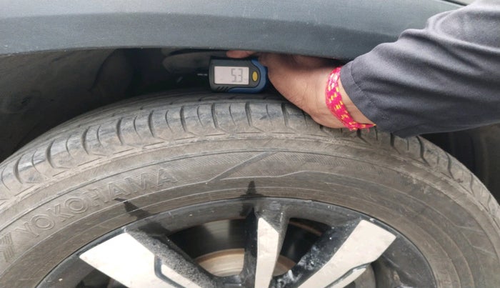 2019 MG HECTOR SHARP 2.0 DIESEL, Diesel, Manual, 1,58,959 km, tyre