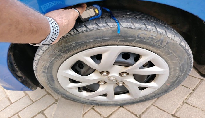 2019 Hyundai Grand i10 MAGNA AT 1.2 KAPPA VTVT, Petrol, Automatic, 37,553 km, tyre