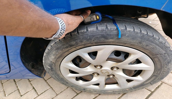 2019 Hyundai Grand i10 MAGNA AT 1.2 KAPPA VTVT, Petrol, Automatic, 37,553 km, tyre