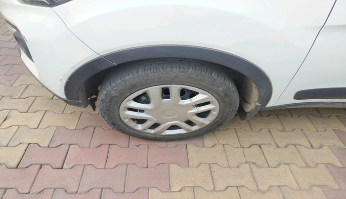 2020 Tata NEXON XM PETROL, Petrol, Manual, 42,940 km, tyre