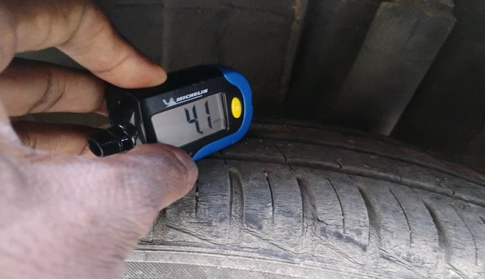 2021 Renault Kwid RXL, Petrol, Manual, 43,983 km, tyre