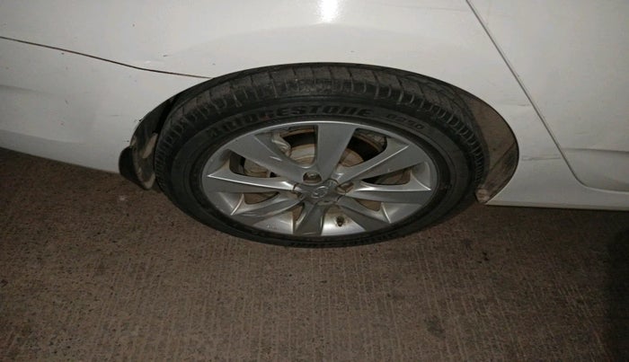 2013 Hyundai Verna FLUIDIC 1.6 VTVT SX, Petrol, Manual, 59,967 km, tyre