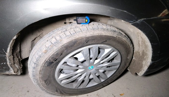 2016 Maruti Swift Dzire LDI, Diesel, Manual, 1,31,748 km, tyre