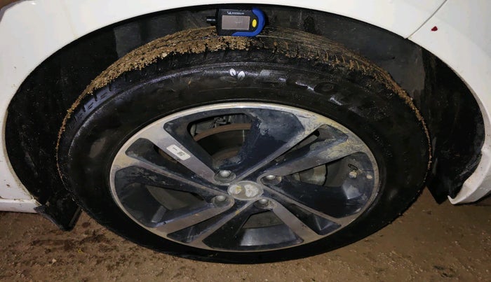 2024 Tata ALTROZ XZ CNG, Petrol, Manual, 18,754 km, tyre