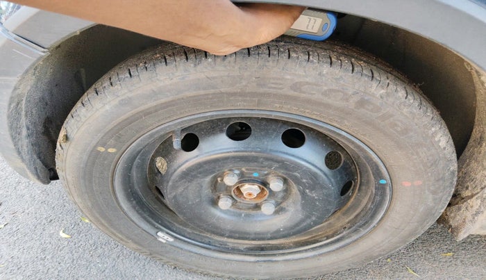 2022 Maruti IGNIS ZETA 1.2 AMT, Petrol, Automatic, 22,934 km, tyre