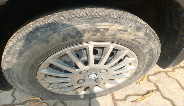 2016 Maruti Swift VDI, Diesel, Manual, 72,608 km, tyre