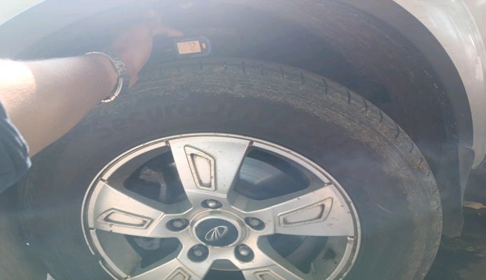 2012 Mahindra XUV500 W8, Diesel, Manual, 1,33,991 km, tyre