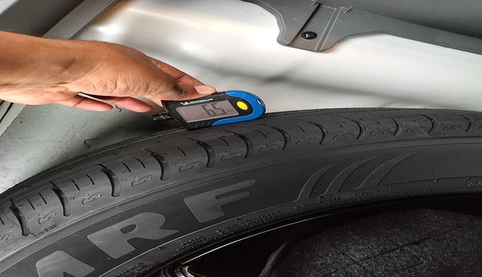 2025 Hyundai Creta SX (O) 1.5 PETROL, Petrol, Manual, 8,028 km, tyre