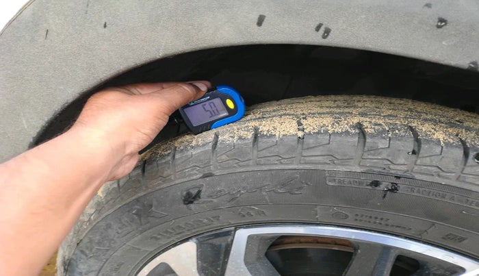 2025 Hyundai Creta SX (O) 1.5 PETROL, Petrol, Manual, 8,028 km, tyre