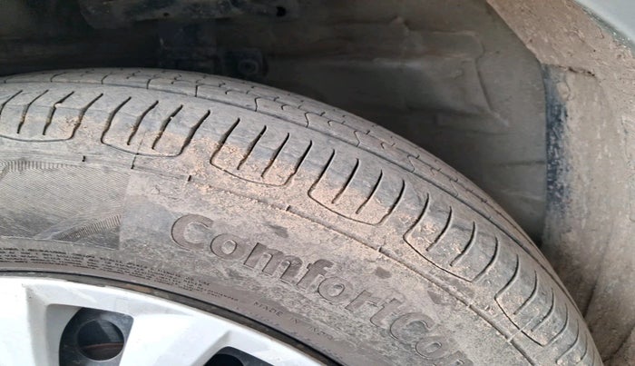 2017 Maruti Swift VDI, Diesel, Manual, 1,32,295 km, tyre