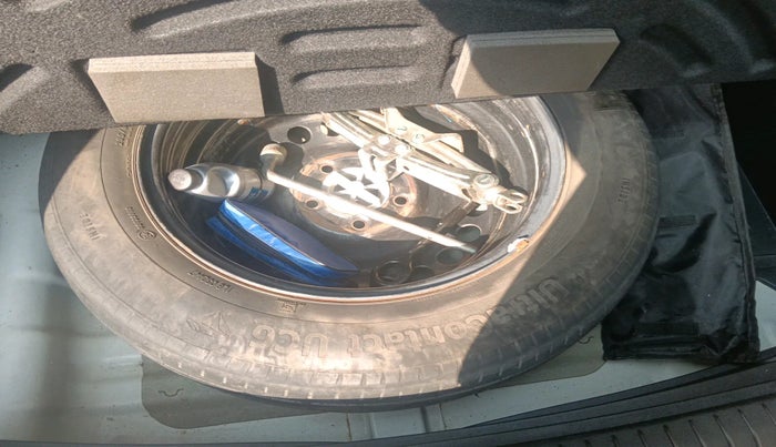 2019 Hyundai Creta E PLUS 1.6 PETROL, Petrol, Manual, 88,341 km, tyre