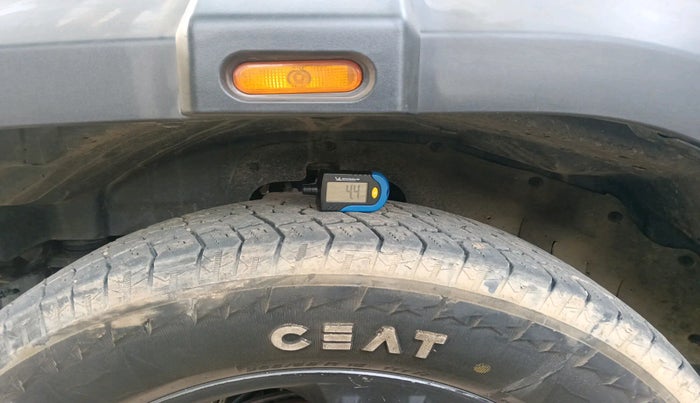 2023 Mahindra Thar LX D AT 4WD HT, Diesel, Automatic, 57,191 km, tyre