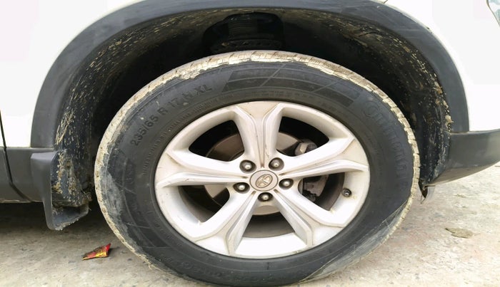 2019 Tata Harrier XZ 2.0L, Diesel, Manual, 81,460 km, tyre