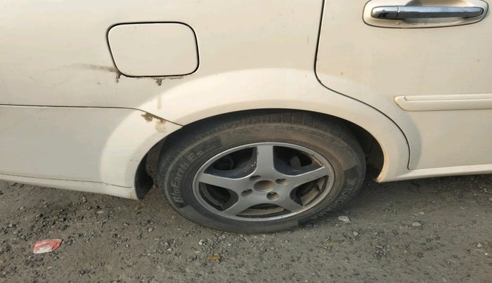 2010 Chevrolet Optra Magnum LT 2.0 TCDI, Diesel, Manual, 1,56,508 km, tyre