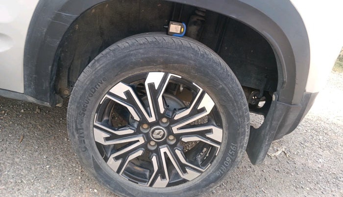 2021 Renault Kiger RXZ MT, Petrol, Manual, 42,365 km, tyre