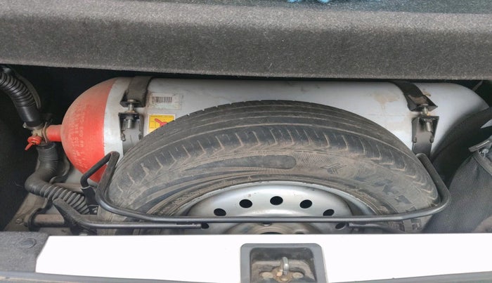 2021 Maruti New Wagon-R LXI CNG 1.0, Petrol, Manual, 95,150 km, tyre