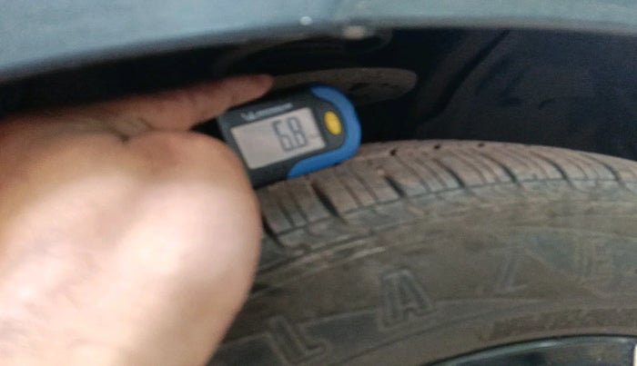 2018 Mahindra KUV 100 NXT K8 P 6 STR, Petrol, Manual, 86,361 km, tyre