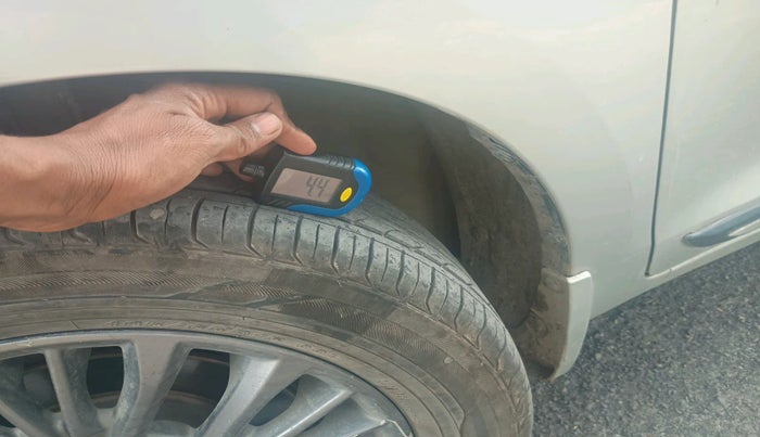 2019 Maruti Ertiga ZXI SHVS, Petrol, Manual, 82,357 km, tyre