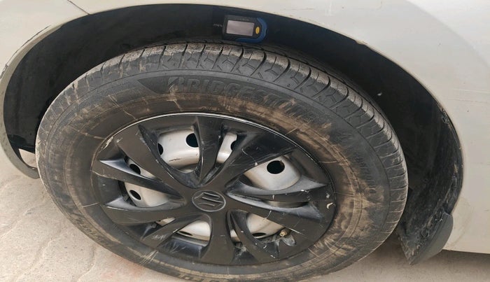 2020 Maruti Swift LXI, Petrol, Manual, 76,138 km, tyre