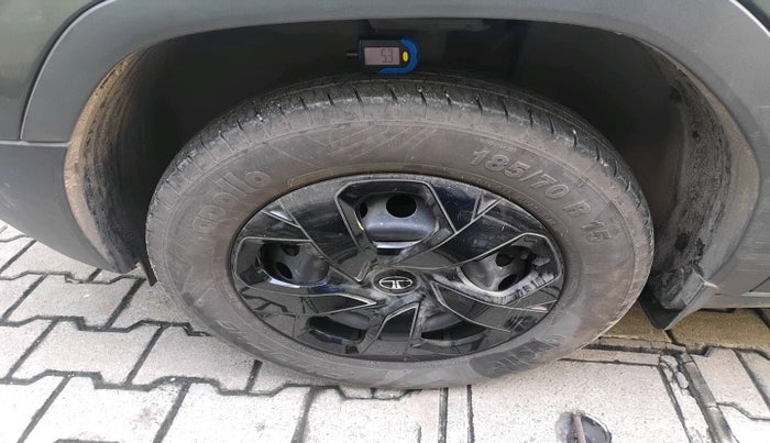 2024 Tata PUNCH ADVENTURE AMT, Petrol, Automatic, 16,249 km, tyre