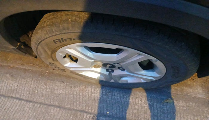 2020 KIA SONET HTX 1.0 IMT, Petrol, Manual, 38,712 km, tyre