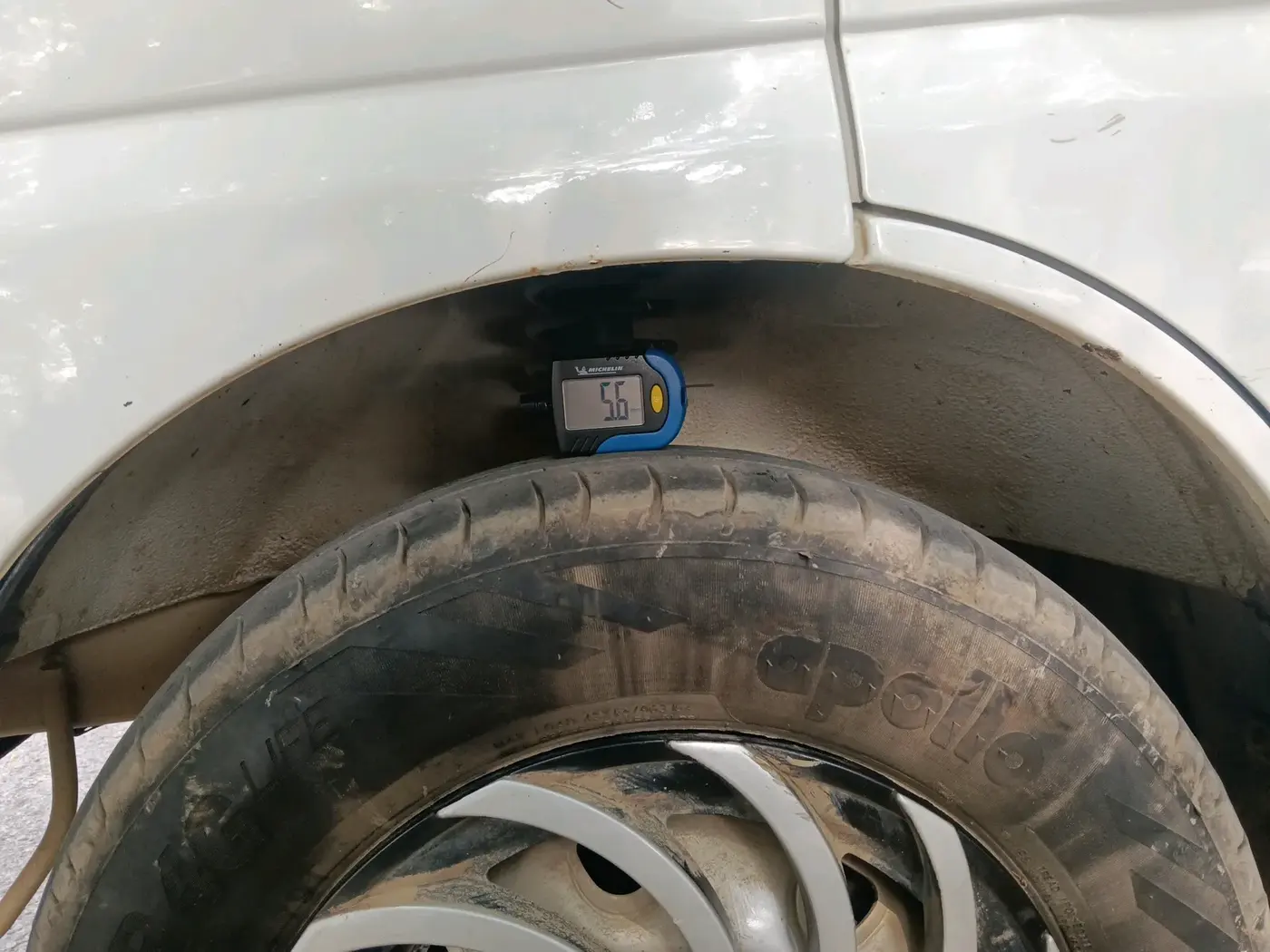 2022 Maruti Eeco 5 STR AC CNG (O), Petrol, Manual, 85,634 km, tyre
