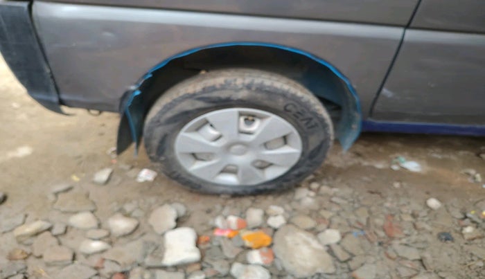 2018 Maruti Eeco 7 STR, Petrol, Manual, 2,00,000 km, tyre