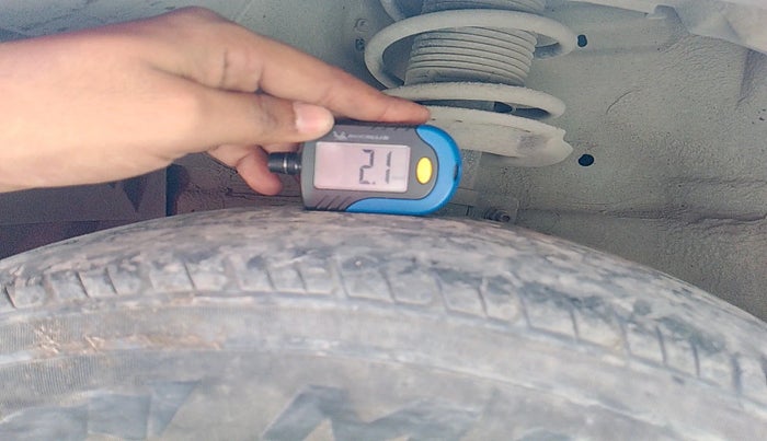 2014 Maruti Swift Dzire VXI, Petrol, Manual, 1,24,950 km, tyre