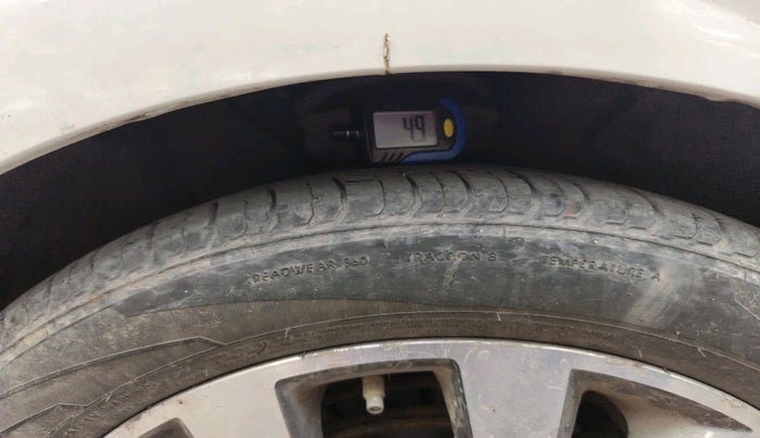 2015 Hyundai Verna FLUIDIC 4S 1.6 VTVT S(O), Petrol, Manual, 1,20,769 km, tyre